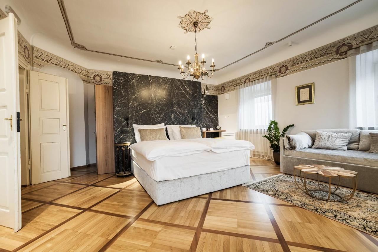 Hotel Pok Garni Brezovica Екстер'єр фото